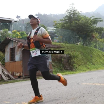 Runner Photo 9047750