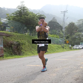 Runner Photo 9047752