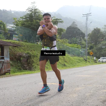 Runner Photo 9047755
