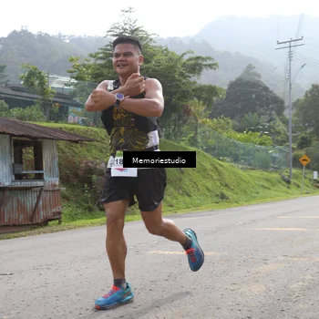 Runner Photo 9047759