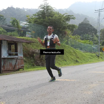 Runner Photo 9047764