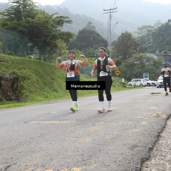 Runner Photo 9047766