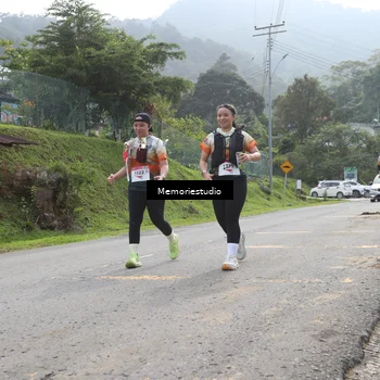 Runner Photo 9047769
