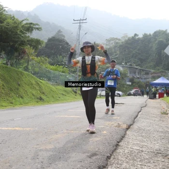 Runner Photo 9047782