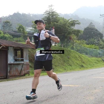 Runner Photo 9047794