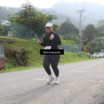 Runner Photo 9047808