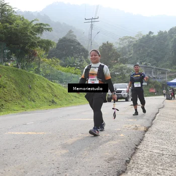 Runner Photo 9047810