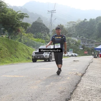 Runner Photo 9047814