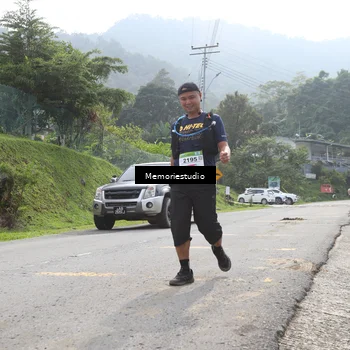 Runner Photo 9047818