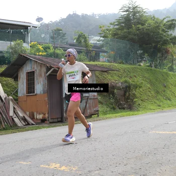 Runner Photo 9047820