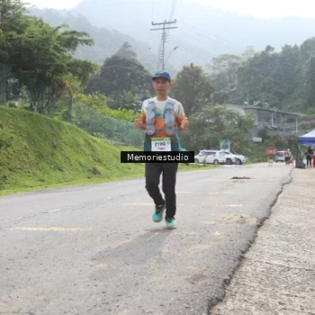 Runner Photo 9047828