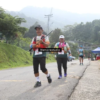Runner Photo 9047830