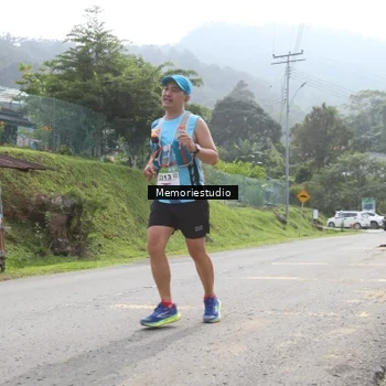 Runner Photo 9047833