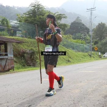 Runner Photo 9047836