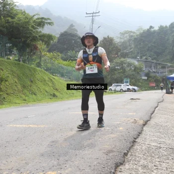 Runner Photo 9047842
