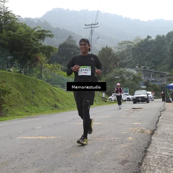 Runner Photo 9047858