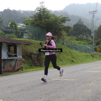 Runner Photo 9047863