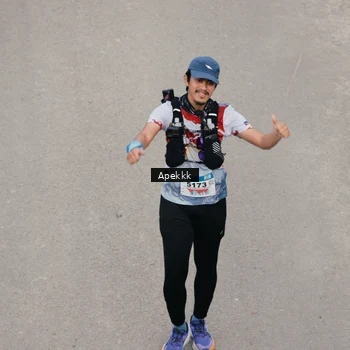 Runner Photo 9048506