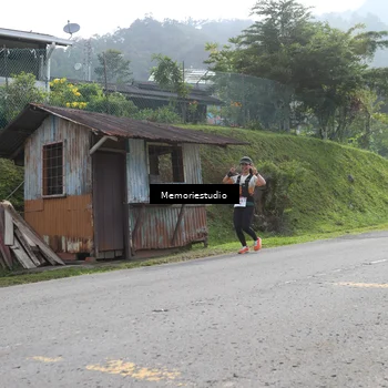 Runner Photo 9048528