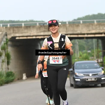 Runner Photo 9051312
