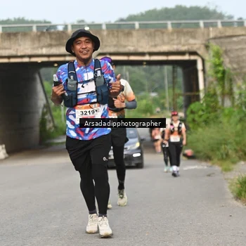 Runner Photo 9051316
