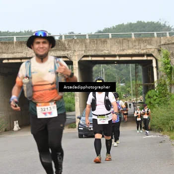 Runner Photo 9051332