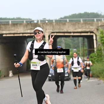 Runner Photo 9051335