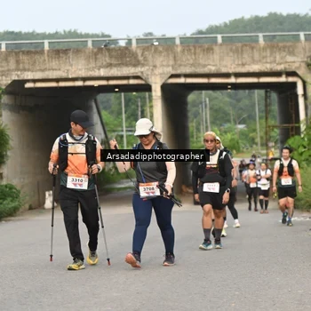 Runner Photo 9051344