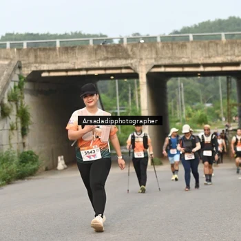 Runner Photo 9051353