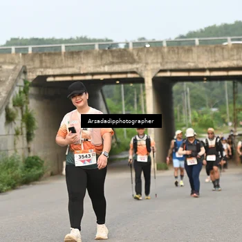 Runner Photo 9051359