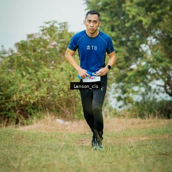Runner Photo 9051619