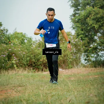 Runner Photo 9051623