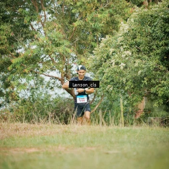 Runner Photo 9051639