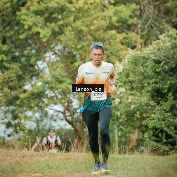 Runner Photo 9051698