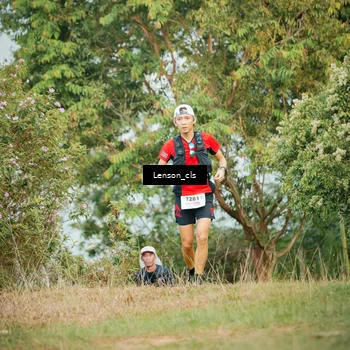 Runner Photo 9051804