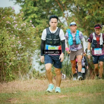 Runner Photo 9051861