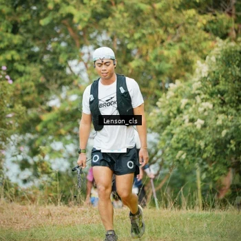 Runner Photo 9051863