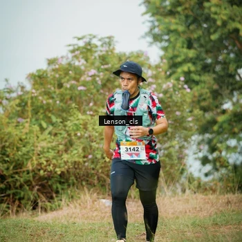 Runner Photo 9051880