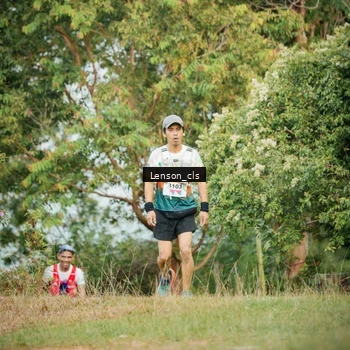 Runner Photo 9051890