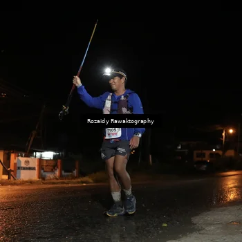 Runner Photo 9054001