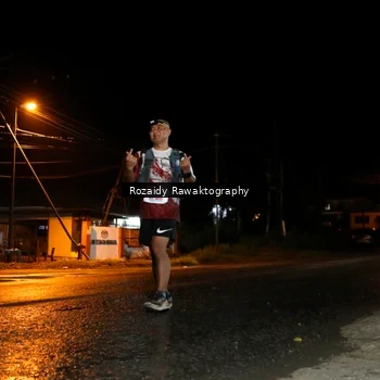 Runner Photo 9054011