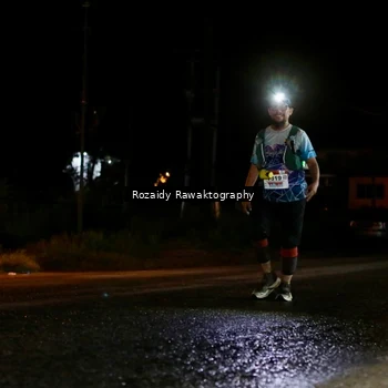 Runner Photo 9054025