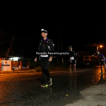 Runner Photo 9054030
