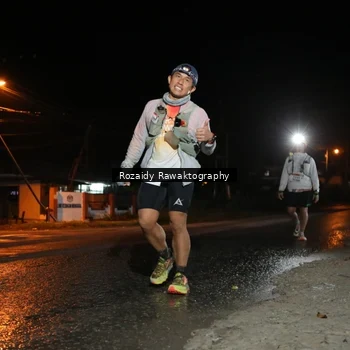 Runner Photo 9054044