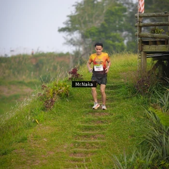 Runner Photo 9056833
