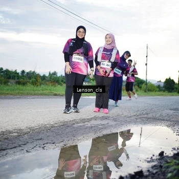Runner Photo 9061799