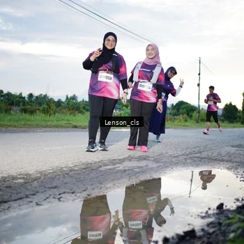 Runner Photo 9061802