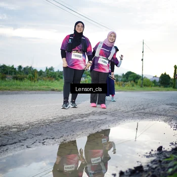 Runner Photo 9061806