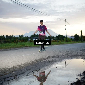 Runner Photo 9061811