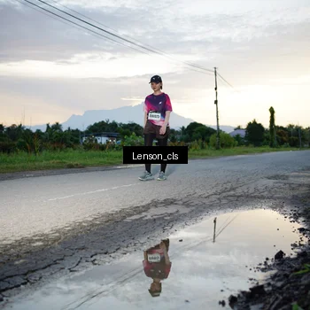 Runner Photo 9061812